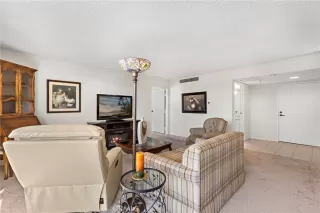 Photo #3: OC25004633 Listing