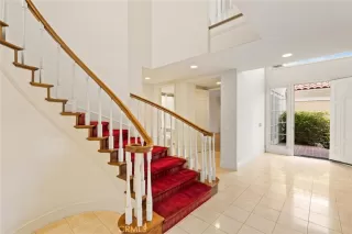 Photo #2: OC25005329 Listing 