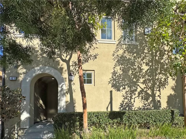 MLS: OC25005413 Condo For Sale