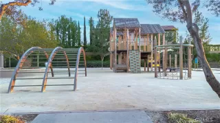 Photo #5: OC25006114 Listing