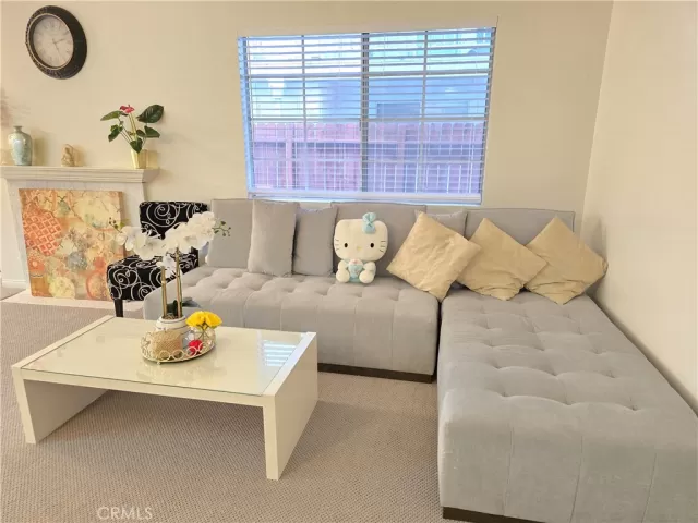 MLS: OC25006262 Condo For Sale