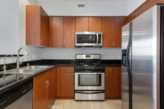 Photo #3: OC25006395 Listing 