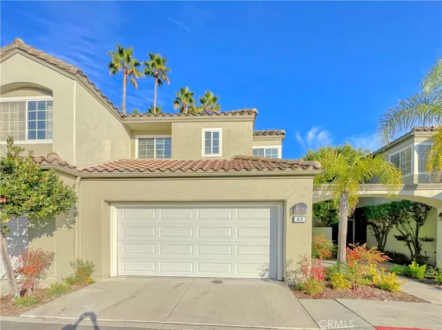 MLS: OC25007458 Condo For Sale