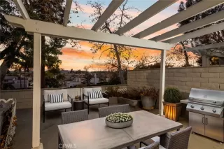 More Details about MLS # OC25007767 : 21739 LAKE VISTA DRIVE