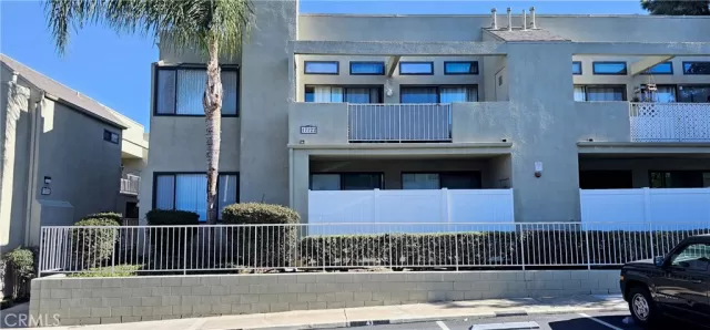 MLS: OC25008392 Condo For Sale