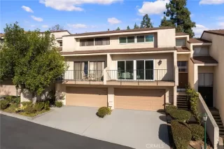 Photo #4: OC25008413 Listing