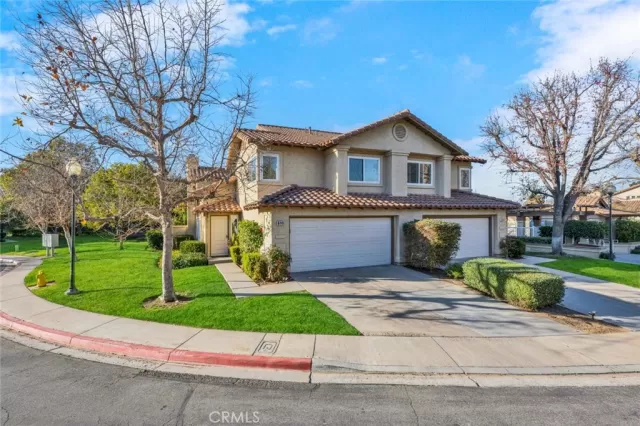 MLS: OC25008733 Condo For Sale