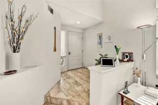 Photo #5: OC25008733 Listing 