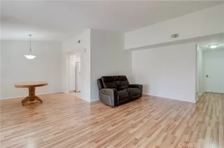 Photo #3: OC25009021 Listing 