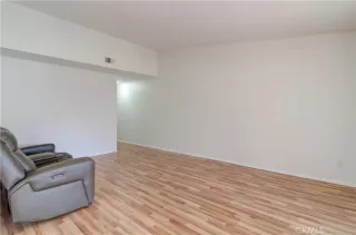 Photo #4: OC25009021 Listing 