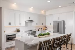 Photo #3: OC25009512 Listing 