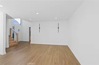 Photo #6: OC25010233 Listing 