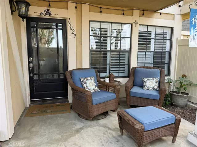 MLS: OC25010788 Condo For Sale