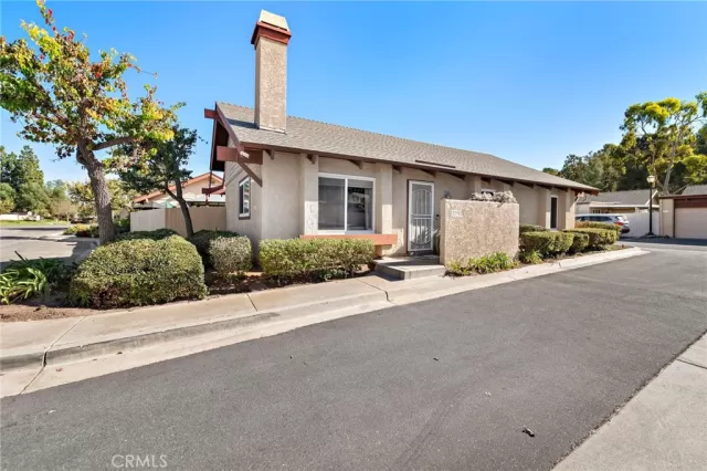 MLS: OC25011111 Condo For Sale