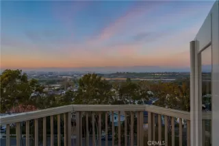 Photo #5: OC25011273 Listing