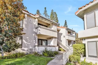 Photo #2: OC25011284 Listing