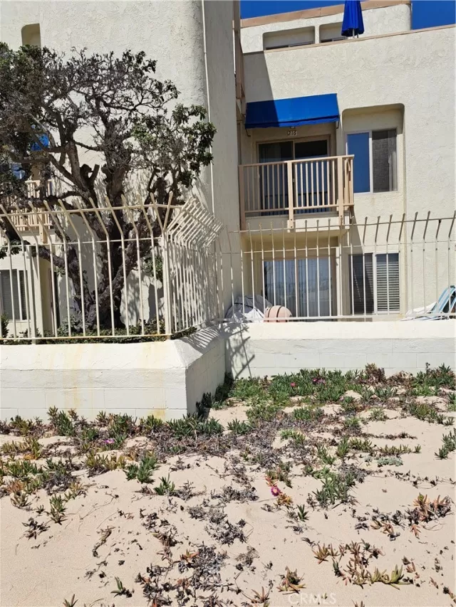 MLS: OC25011409 Condo For Sale