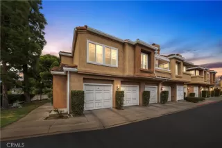 Photo #2: OC25011800 Listing 