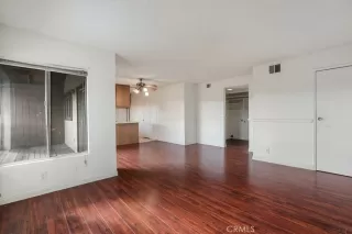 Photo #6: OC25012131 Listing