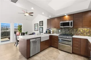 Photo #5: OC25012331 Listing