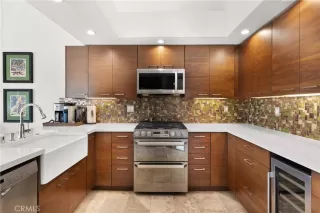 Photo #6: OC25012331 Listing