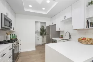 Photo #6: OC25013047 Listing 