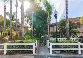 Photo #3: OC25013372 Listing