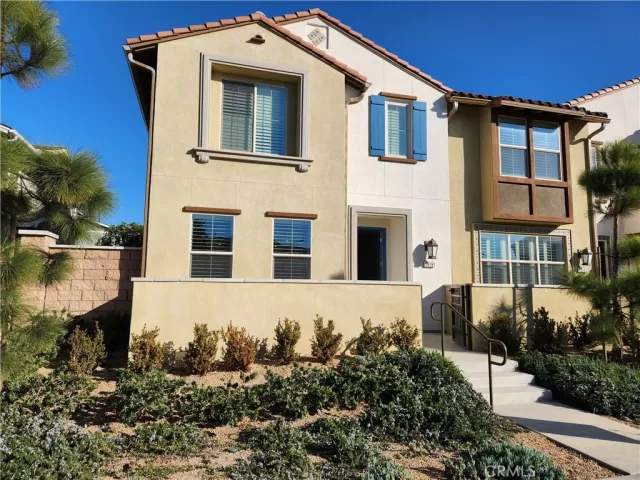 MLS: OC25013681 Condo For Sale