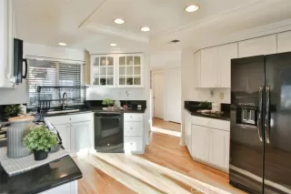 Photo #4: OC25014643 Listing 