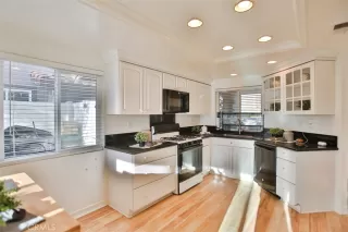 Photo #6: OC25014643 Listing 