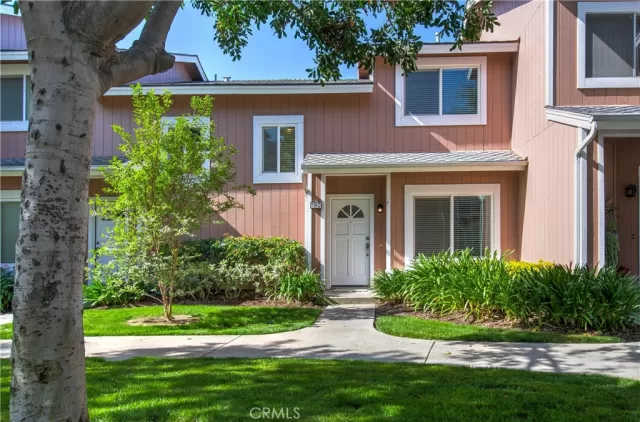 MLS: OC25014873 Condo For Sale