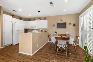 Photo #5: OC25014899 Listing