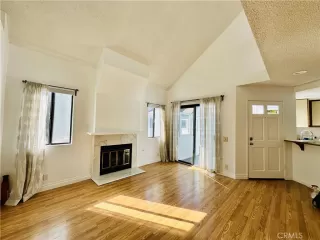 Photo #2: OC25014956 Listing 