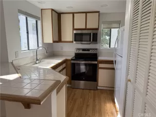 Photo #5: OC25014956 Listing 