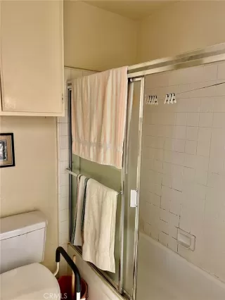 Photo #5: OC25015118 Listing