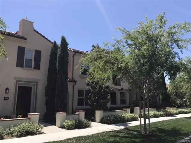 MLS: OC25015253 Condo For Sale