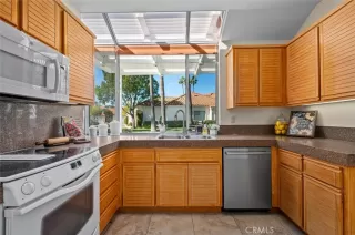 Photo #4: OC25015517 Listing