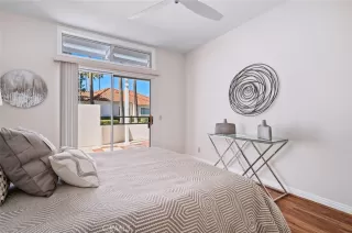 Photo #5: OC25015517 Listing