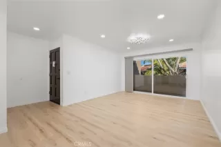 Photo #5: OC25016113 Listing 