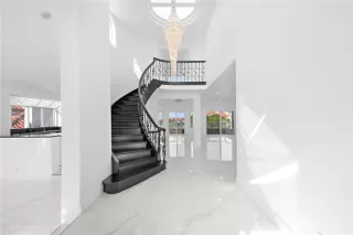 Photo #3: OC25016599 Listing 