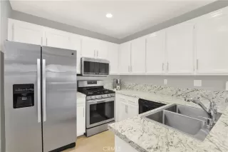 Photo #4: OC25016666 Listing