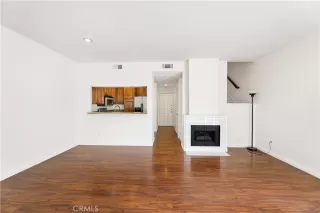 Photo #4: OC25017007 Listing 