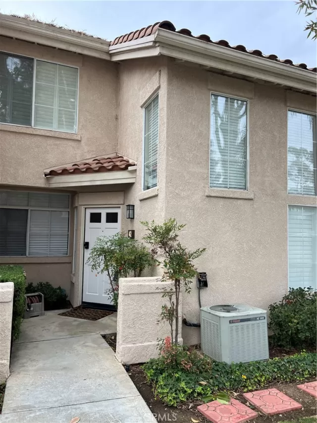 MLS: OC25017576 Condo For Sale