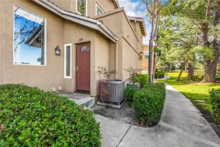 Photo #2: OC25017792 Listing