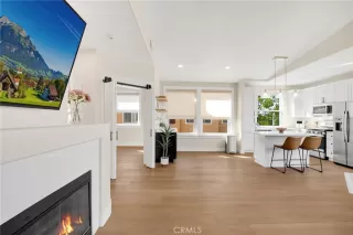 Photo #3: OC25017792 Listing