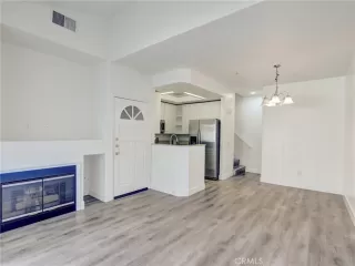 Photo #3: OC25018505 Listing 