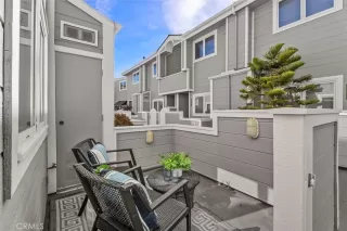 Photo #5: OC25018673 Listing 