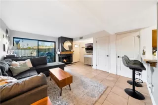 Photo #4: OC25019302 Listing