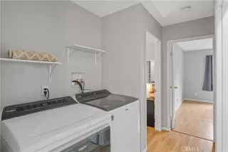 Photo #5: OC25020093 Listing