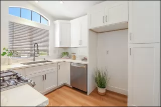 Photo #4: OC25020661 Listing 